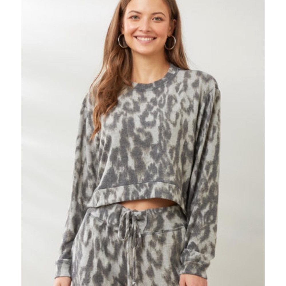 BlankNYC leopard lounge sweatshirt XS worn once